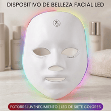 Cargar imagen en el visor de la galería, Máscara facial LED - Beautycel
